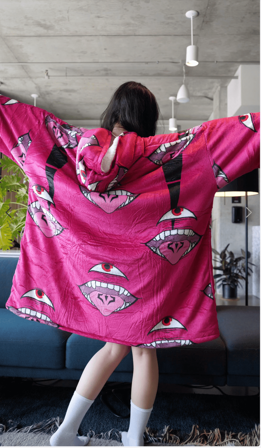 Sukuna Jujutsu Kaisen Wearable Blanket Hoodie for Kids & Adults | OLM Toys